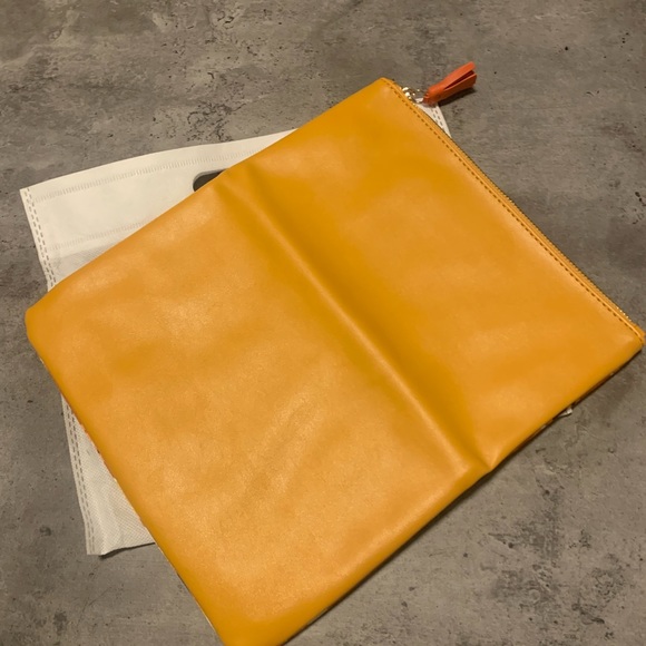 NWoT Rachel Pally mustard and floral clutch - Picture 5 of 6